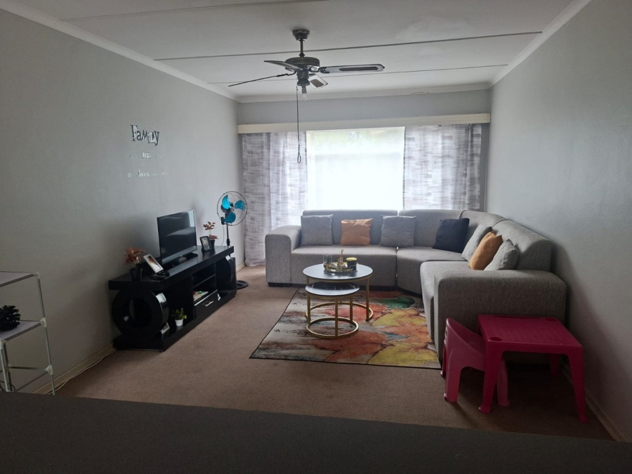 2 Bedroom Property for Sale in Navalsig Free State
